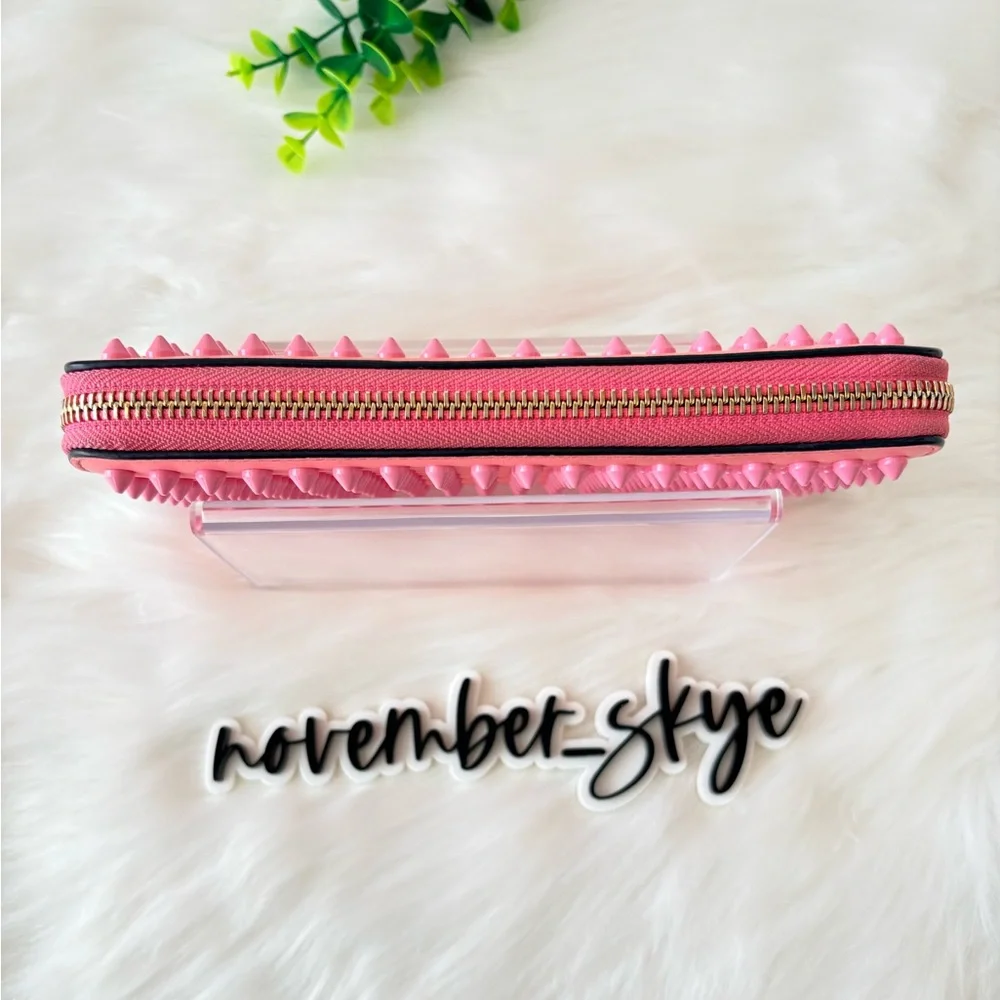 Christian Louboutin‎ Panettone Bubble Gum Pink Studded Zippy Wallet - Picture 15 of 16